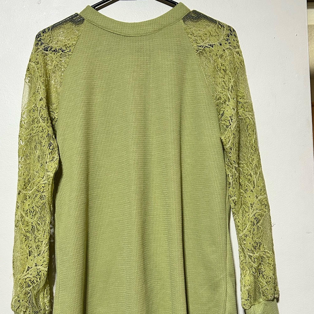 MIHOLL TOP Size Medium